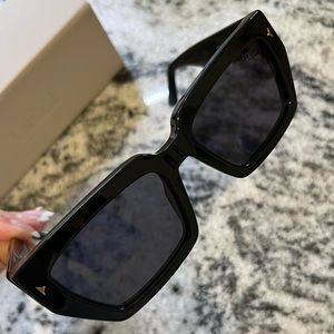 Dezi Sunglasses “Switch”